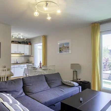 Charme Tourangeau Avec Parking Et Balcon